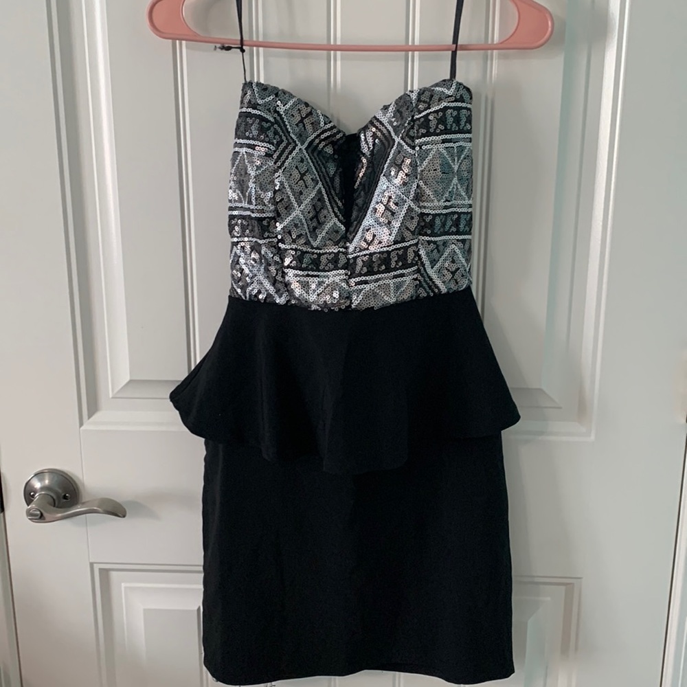 Strapless prom dress size small